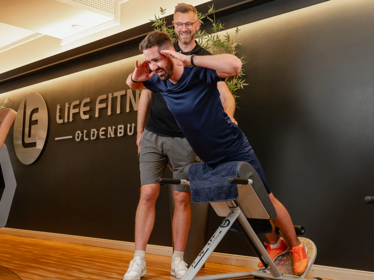 Rückentraining zur Schmerzreduktion im LIFE Fitness Oldenburg